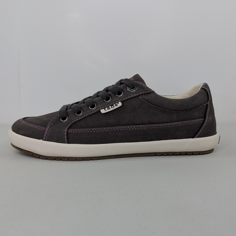Taos Moc Star 2 Shoes Womens Size 7 Casual Low Top Sneakers Grey Canvas